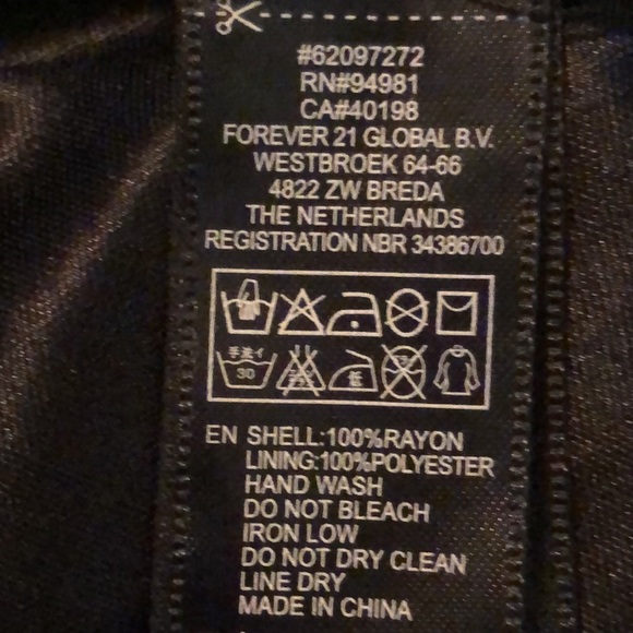 Forever 21 black and white hearts ❤️ dress size L: Pete Pan collar/no sleeves - Picture 9 of 16